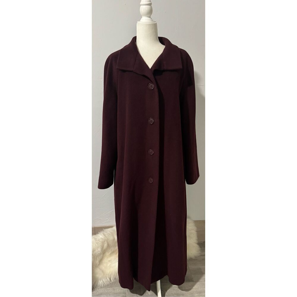 Max Mara 100% Pure New wool burgundy long coat button front with pockets 14